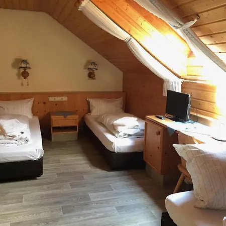 Alte Rose 3*