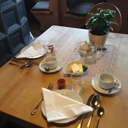 Alte Rose Hotell 3*
